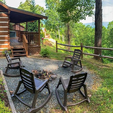 Cozy Cabin With Hot Tub And Smoky Mountain Views! Villa Bryson City Buitenkant foto