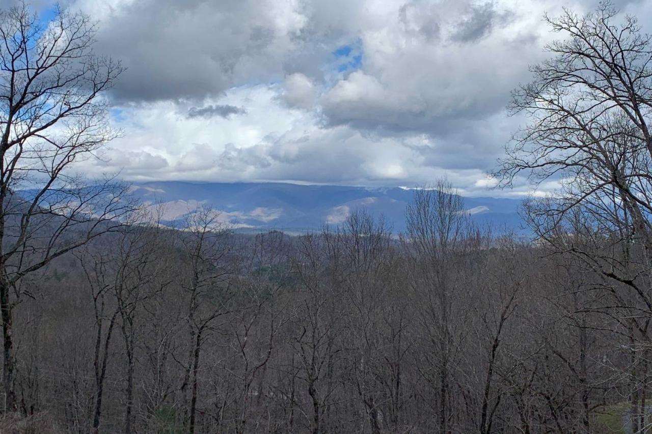 Cozy Cabin With Hot Tub And Smoky Mountain Views! Villa Bryson City Buitenkant foto