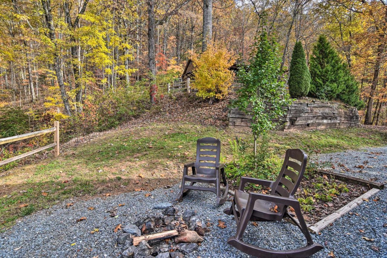 Cozy Cabin With Hot Tub And Smoky Mountain Views! Villa Bryson City Buitenkant foto